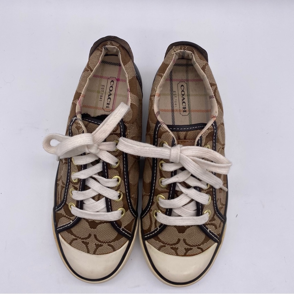 Coach Barrett Signature Monogram Canvas Shoes Women's 
Size:5 B - Picture 3 of 8